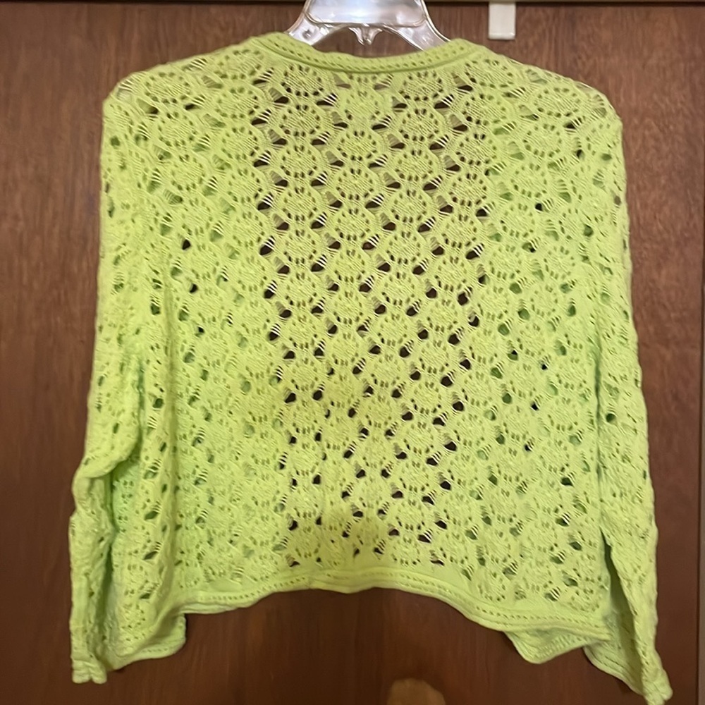 Avenue crochet green cardigan​​​ - Picture 2 of 3